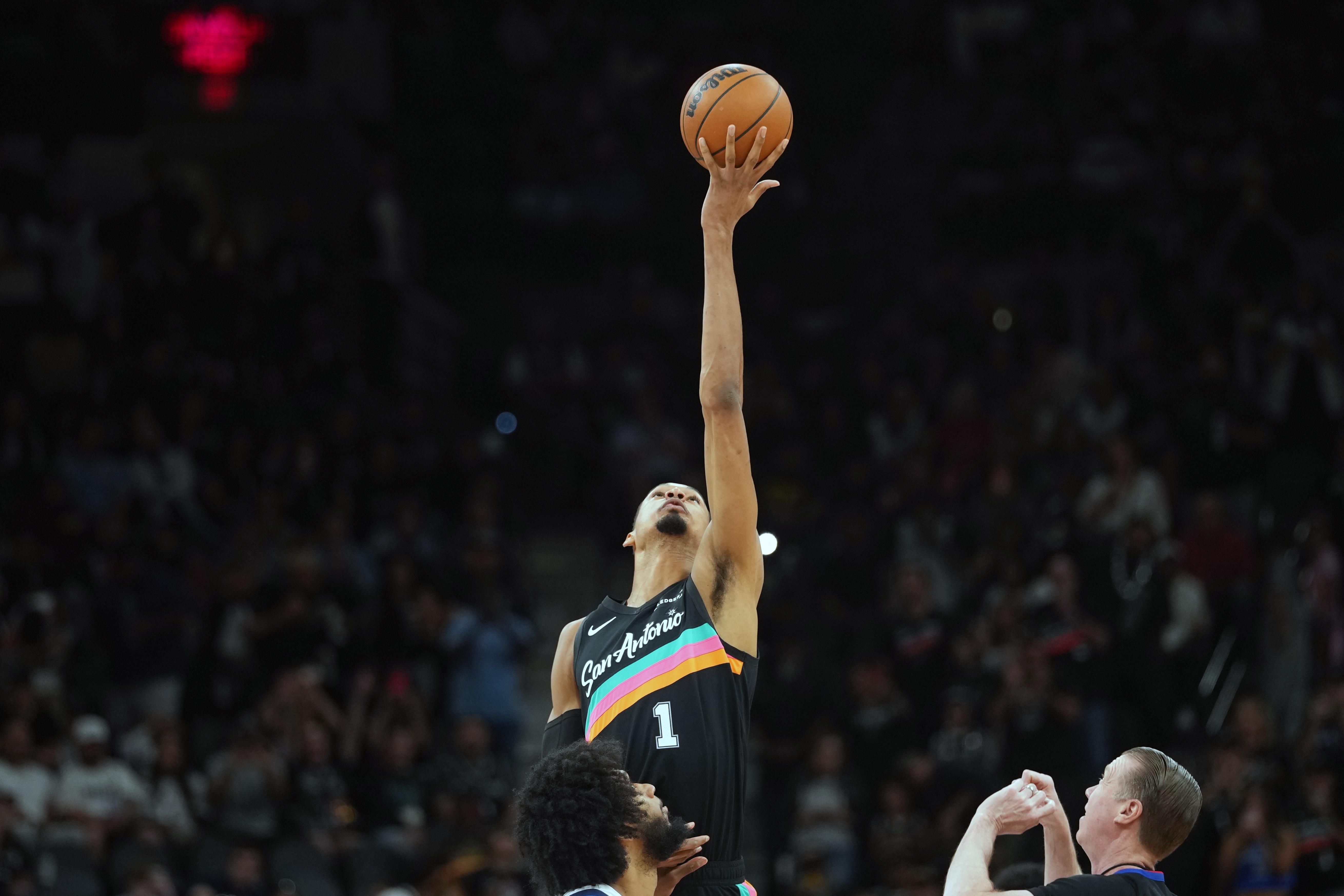 bsports-收官战马刺迎战掘金 文班缺阵 瓦塞尔出战 卡斯尔出战成疑